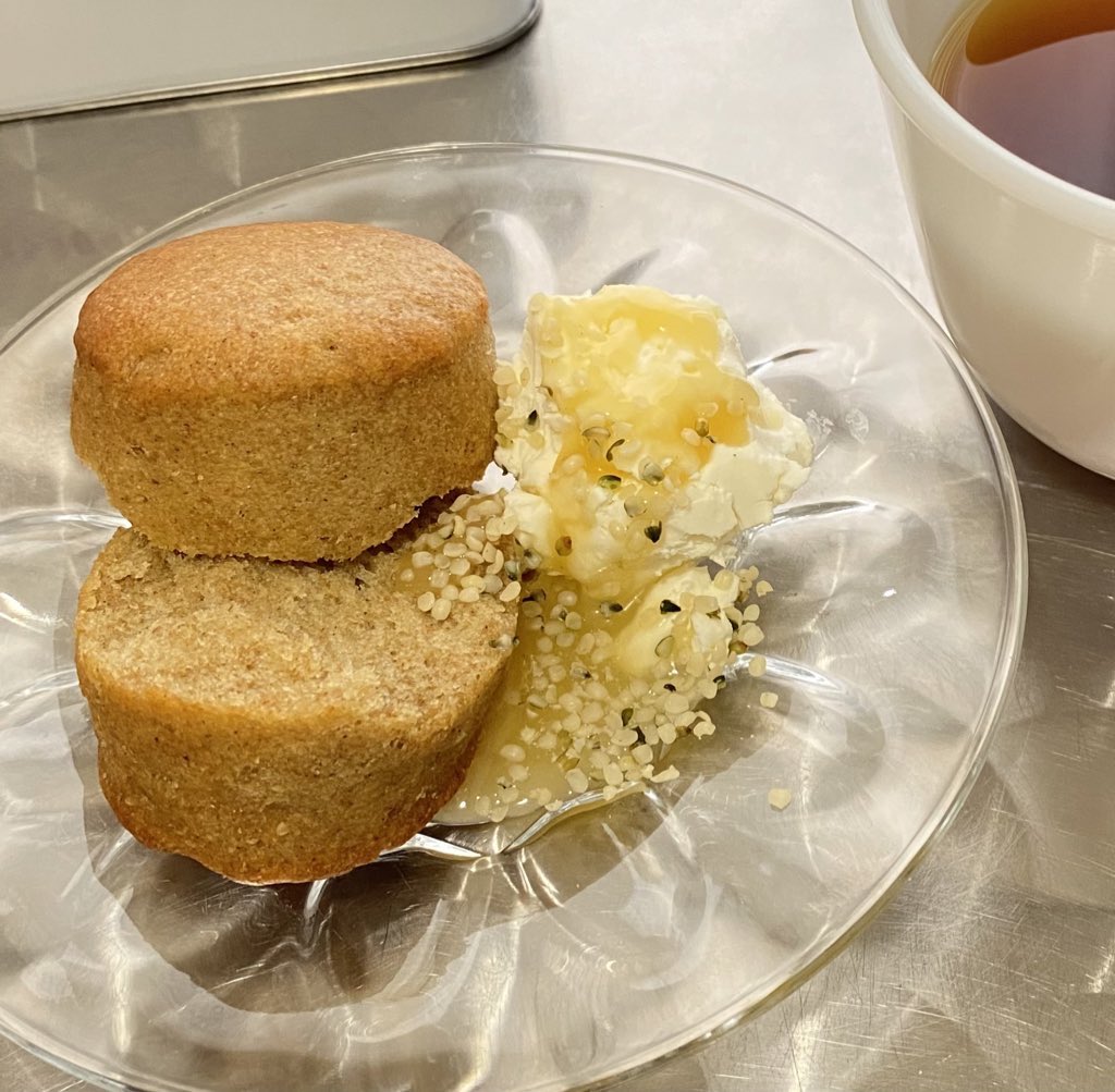 Kat_s2_a's tweet photo. もう少し販売出来る分がありますので、もし「イベントの時に販売して欲しい！」「場所があるのでここで売って欲しい！」という方がいたら、行ける地域や日にちなど、可能な範囲でではありますが協力させて頂きたいです。
質問やお問合せはDMでお気軽に☺️💌 https://t.co/GvTpCVnGP4