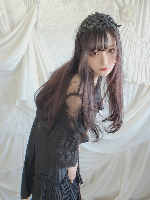 コスプレイヤーしろさきのTwitter画像36