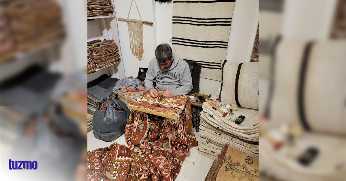 Tuzmo1's tweet photo. "Without craftsmanship, inspiration is a mere reed shaken in the wind."
โ Johannes Brahms
#inspiration #artisansofturkey #turkishartisans #Turkishkilim #kilim #craftmanship #handmade #handcrafted #tuzmo https://t.co/XNHbUfmRCK