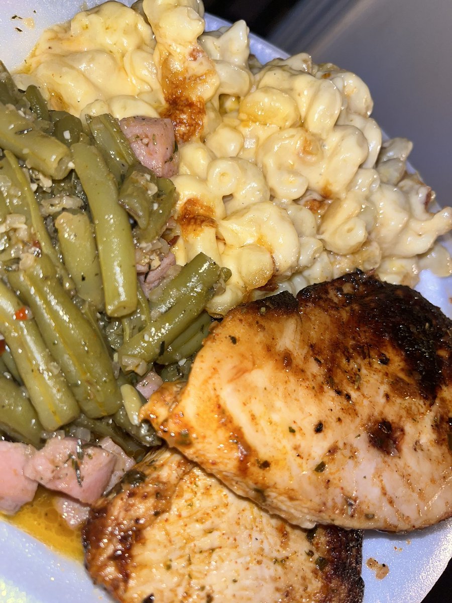OG____Crissy's tweet photo. 😮💨😮💨😮💨 #ChefCris 🤤🤤🤤 reverse seared chicken breast 👩🏽🍳🥶 https://t.co/pmSTlwqEOD