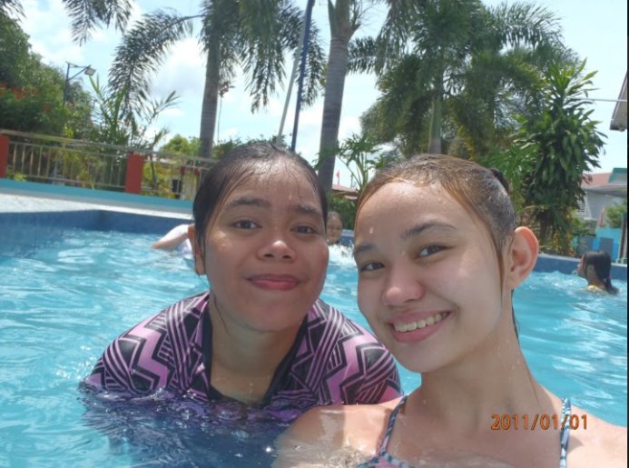 Viergoooo's tweet photo. From dagat na kasama ang mga Aguinaldo to pool na kasama ang mga Acosta😉 @ikarieeees lakas mo naman sa pamilya ko lalo na ke mama ayiee😊
@z_ashhh @snipekonato https://t.co/FxLZa14N3S