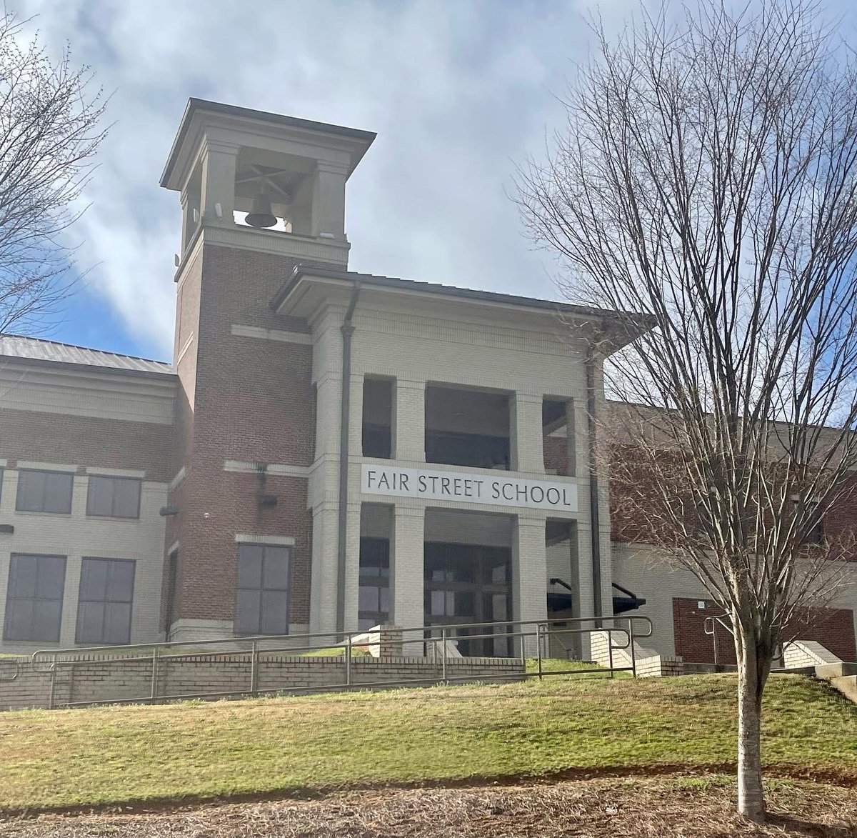 Denise Haltrecht tweet media