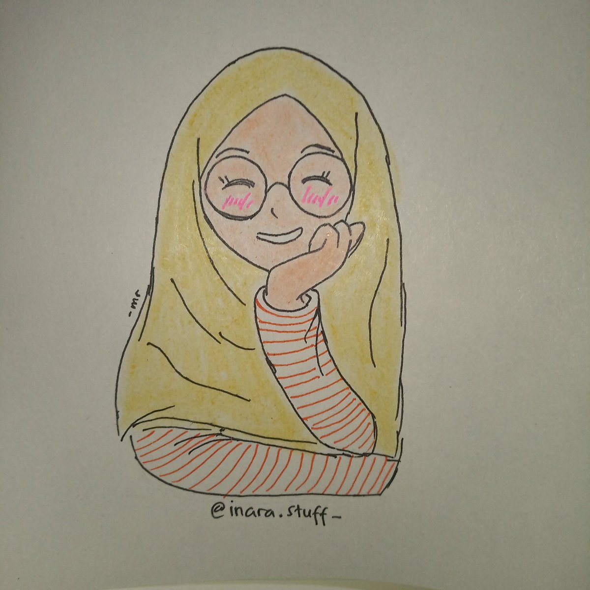 sandyakalaaaa's tweet photo. Edisi hijab nih fren, yakin gamau order? cuman 5rb an😉 https://t.co/uAil0TFKl6
