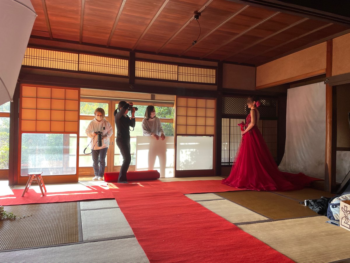mffmslp's tweet photo. ドレス体験会＠なるかみ茶屋 

レンタルスペース古民家なるかみ茶屋で
ドレス体験会を開催しました！
https://t.co/PzW8hcBDSN #amebaownd https://t.co/QP3bxm92LM