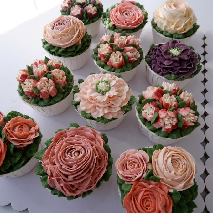 buttercream flowers 💐 