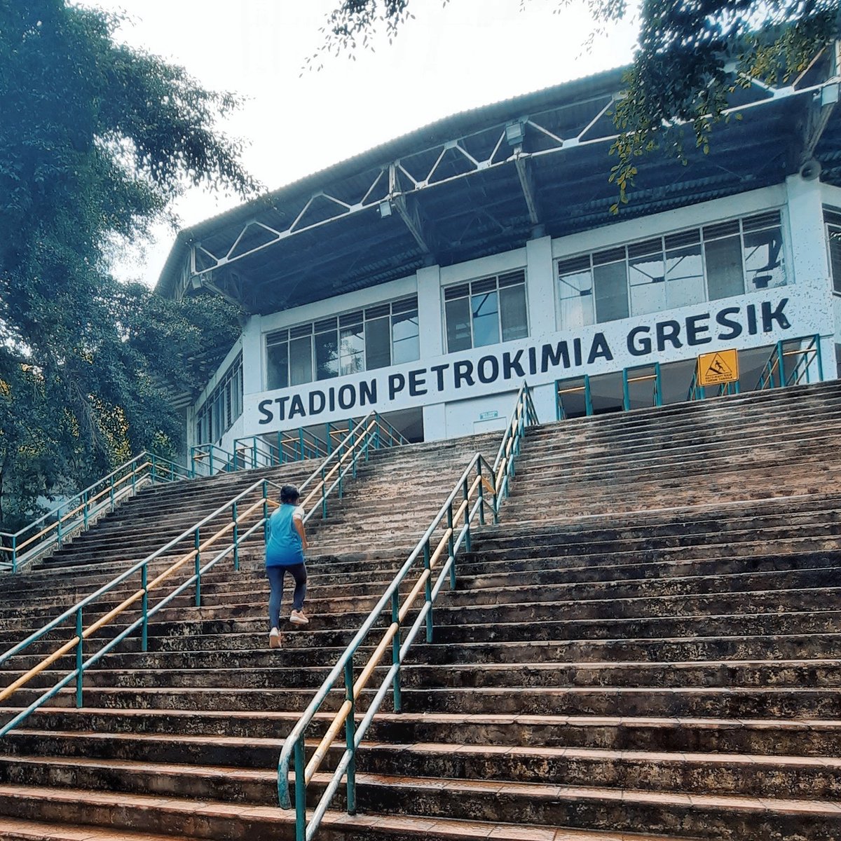 dandeliumbiru's tweet photo. #workout #run #running #stairrunning #stair #cardio #exercise #stairclimbing https://t.co/4uq4oEdnw0
