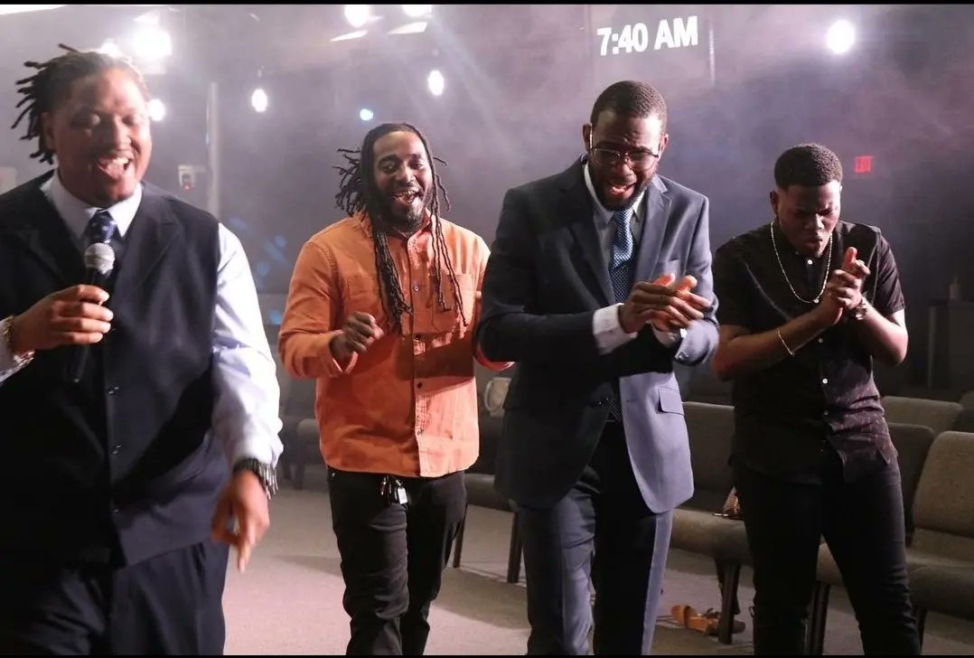 ColdFrontBaby's tweet photo. When men are in position things change.
This is the year of the Lords release.

#ThisIsTheYearOfTheLordsRelease #Worship #Prayer #Intercede #MenInPosition #JesusChrist #OpenFireInternationalFellowship https://t.co/Uvb2VtuKwX