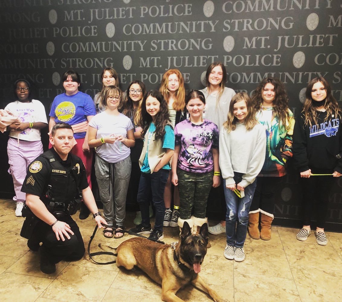 MtJulietPolice's tweet photo. We were glad to have Girl Scout Troops 1221 &amp; 1846 at headquarters this evening. They had a special presentation from Sgt. Barth about K9 Majlo and got to meet our four-legged partner, too. https://t.co/joym3A6rLu