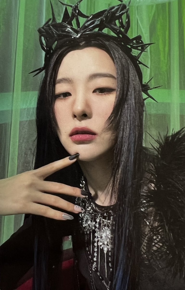 rv_album_0801's tweet photo. 레드벨벳 Feel My Rhythm 슬기 https://t.co/Y2m8kOS80N
