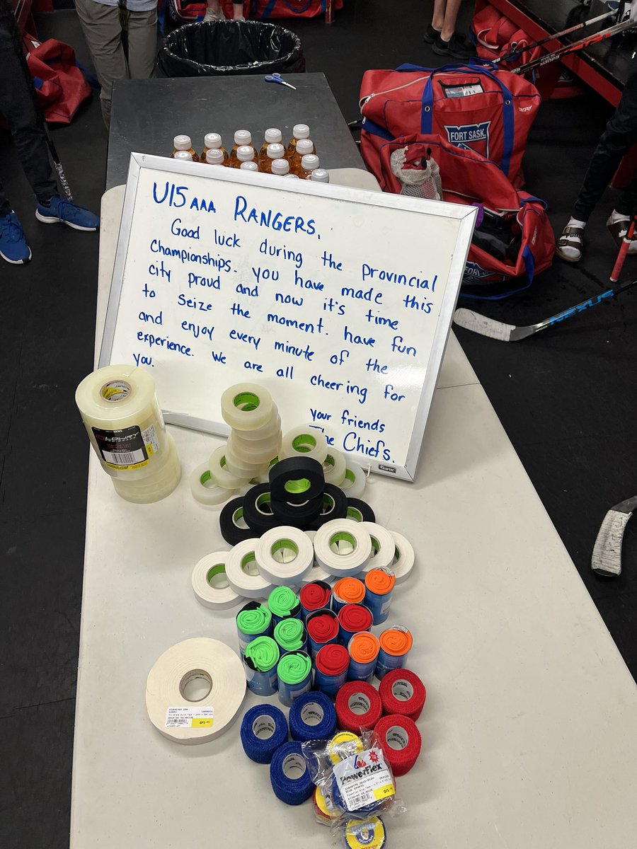 A big thanks to <a href="/Hawks2pointO/">Fort Sask Hawks</a> for letting the boys use their club room for provincials. And a huge thanks to <a href="/FtChiefsHockey/">Fort Sask Chiefs</a> for setting up the room for us and providing a welcome package!  The support is extremely appreciated!  #fortsaskhockey #fsmh #redbuckets #FinishStrong
