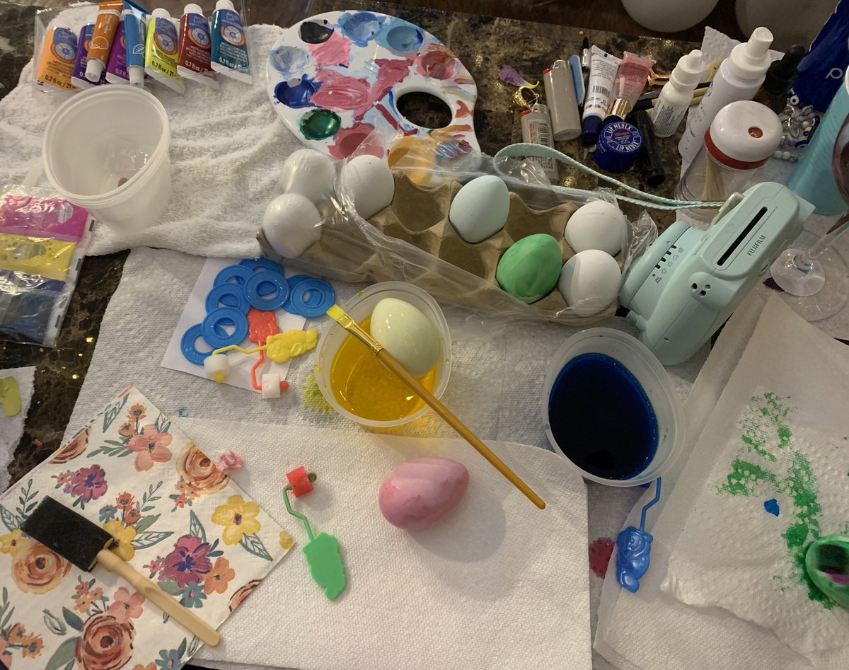 bushran_'s tweet photo. celebrated #Nowruz, Persian new year, with my roommates! 💐 + my partner’s dog recently joined us :) I’m full of joy! #NHsmc https://t.co/nbjBpynRpC