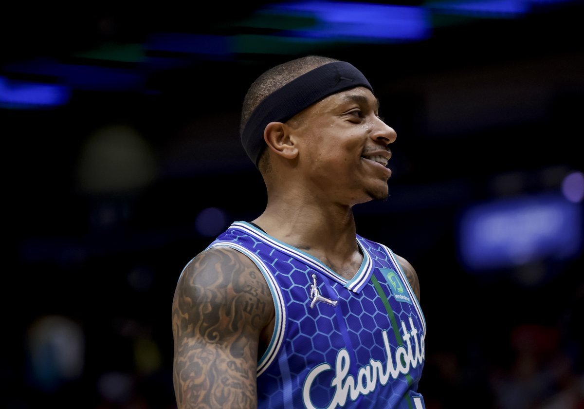 OOSSports's tweet photo. The Charlotte #Hornets are signing IT for the rest of the season, per. Shams
#BoutDamnTime
#WelcomeBackIT
#NBA https://t.co/YIgGsojEYe
