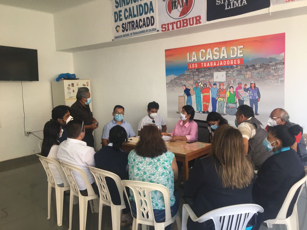 FEDEMINSAP2's tweet photo. #SeguimosTrabajando 🙋‍♀️
La Congresista de la República, Isabel Cortez recibió a miembros del Consejo Ejecutivo Nacional de la Federación de Enfermera del Ministerio de Salud del Perú, donde sostuvieron una reunión de coordinación sobre la Ley de negociación colectiva y SERVIR. https://t.co/jw7QjGauno