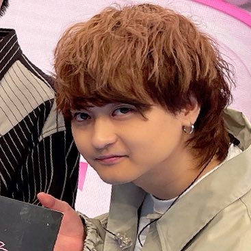 sarakitabana's tweet photo. 眠そうな顔してない？大丈夫そ？笑 https://t.co/GaTogw64EY