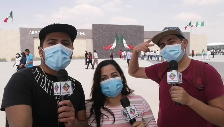 TresTvMexico's tweet photo. #ViralTresTvMexico Cobertura especial desde el #AIFA para #TresTvMexico 😎 con #Bob, #Fabis y #Alfredd el miércoles estrenaremos el vídeo con todos los detalles. ¡No te lo pierdas! #AeropuertoFelipeAngeles #Mexico https://t.co/QiNAUL4syt
