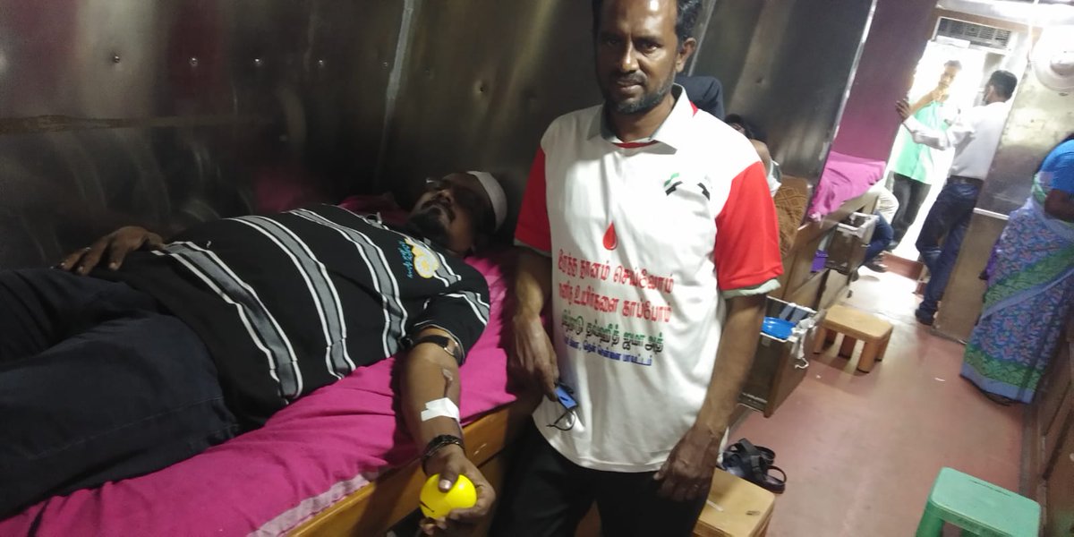 TNTJ_TNAGAR's tweet photo. 09-03-2022 அன்று தமிழ்நாடு தவ்ஹீத் ஜமா அத்(TNTJ) T.நகர் கிளை���ின் சார்பாக இரத்ததான முகாம் நடை பெற்றது. இதில் 56 நபர்கள் கலந்து கொண்டு 41 நபர்கள் இரத்ததானம் செய்தனர் அல்ஹம்துலில்லாஹ்... https://t.co/NYR9ML8By9