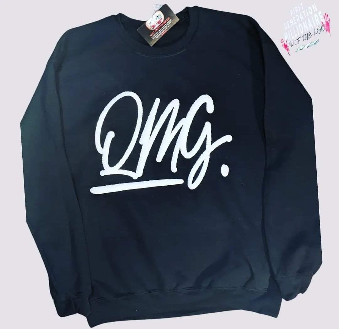 QMG_Nation's tweet photo. #quietmoneyapparel 
Long Sleeve Black #QMG sweater. Quality material! Comfy for any occasion 💥💯 | DM for serious inquiries All Sizes &amp; Colors Available 📦 https://t.co/Sp0Mq6JfPL