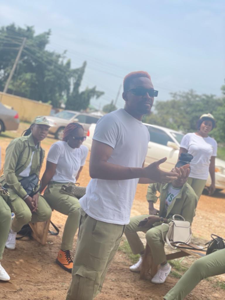 DonMeni_'s tweet photo. Now you see how the thing goes. Special greeting to those corp members getting ready to pass out sometime in April 2022. 

#nysc #passingoutparade #pop #april #allowee #fg #corper #Trending https://t.co/qmkChQV6Vs