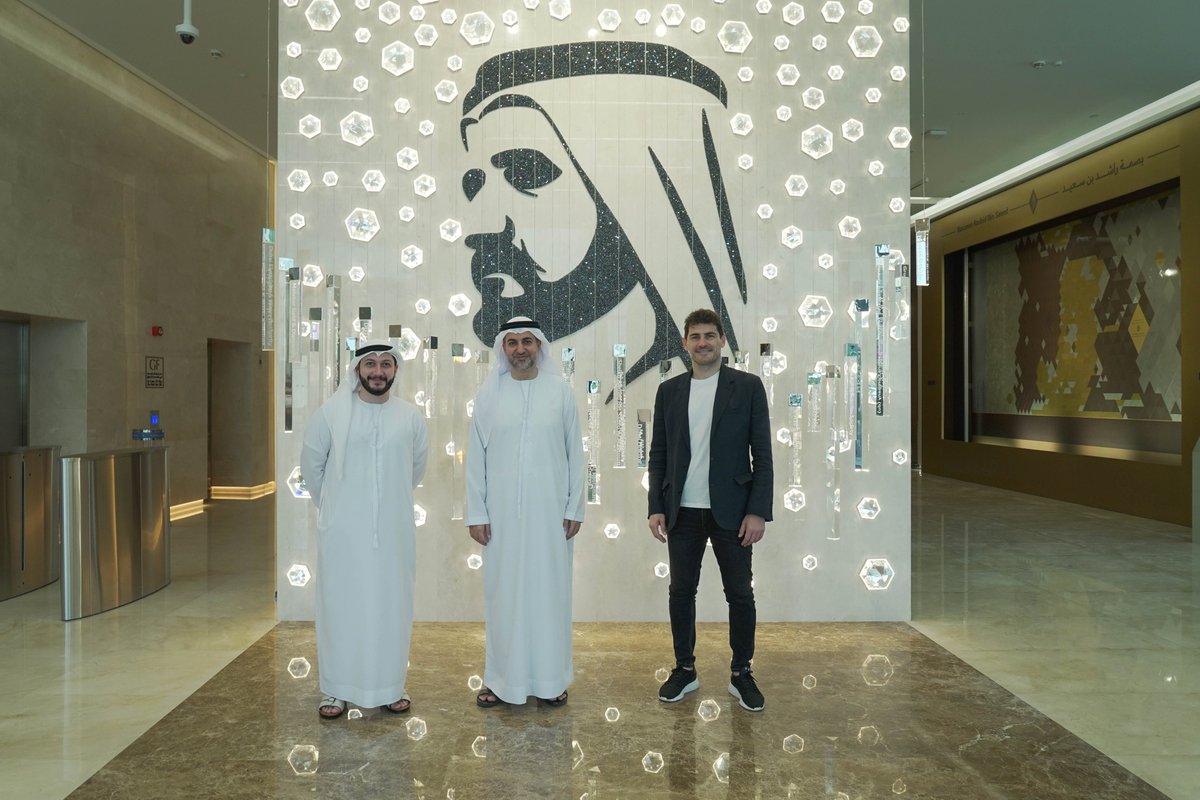 aljalilauae's tweet photo. Our CEO @AkAlolama welcomed legendary Spanish goalkeeper @IkerCasillas to #AlJalilaFoundation to learn about #AJFprograms and how we can promote #Sports4Good. We discussed collaboration with @FundacionIker for medical #research and tech development for cardiovascular diseases. https://t.co/zL0SFQmB10