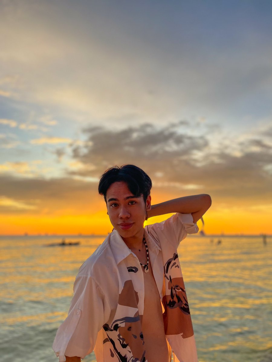 dtcsamsonnn's tweet photo. Yellow 💛✨ https://t.co/JXTwJwcixW