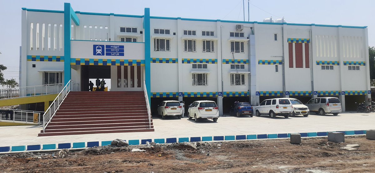 drmmadurai's tweet photo. #Satur Railway station's new station building with ramp plus car/Two wheeler parking beneath the #stationbuilding, on completion of #doubling project @RailMinIndia @GMSRailway @pibchennai https://t.co/dAoshikJ5n