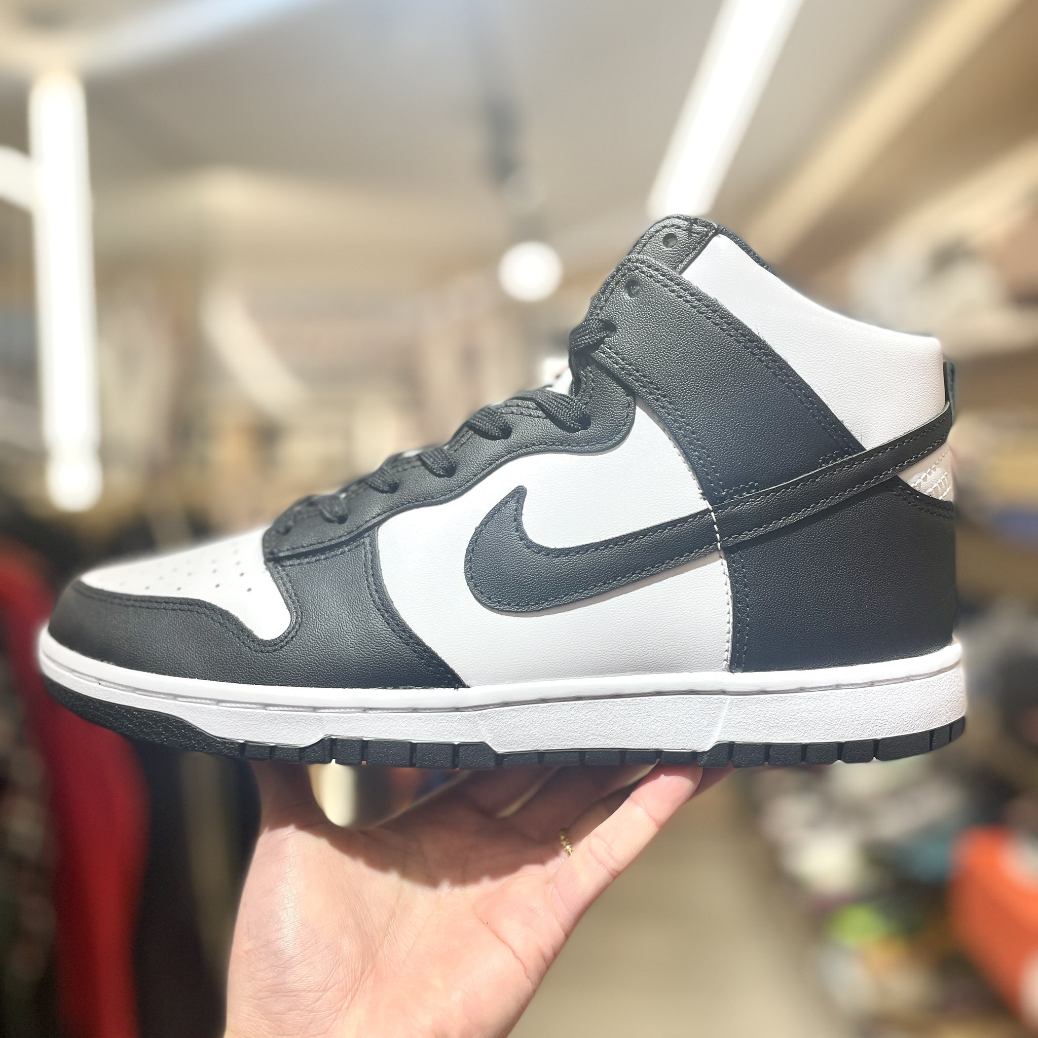 nike sb dunk panda high