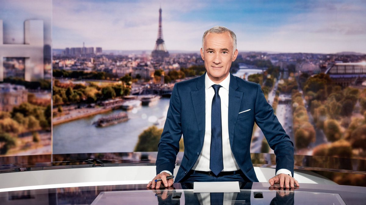 NaonedBreizh's tweet photo. Il s’appelle @GillesBouleau, il présente le JT de 20h sur @tf1. Il a reçu Castex hier soir et ne lui a posé aucune question sur le scandale #McKinsey

➡️ servilité, allégeance au pouvoir, « journalisme » d’Etat 

@TF1Info #McKinseyGate #pravda https://t.co/cfqfa2QaEL
