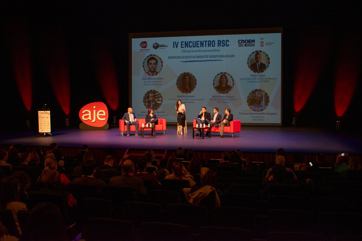 GesaSeguros's tweet photo. 🗣"La RSC es el punto de conciencia de cada empresa y el equilibrio de todas sus acciones" #JoseMadrid, nuestro director de RRHH, da en la clave en el IV Encuentro RSC @AJERegionMurcia
Damos un paso más en #GesaMediación contando con una auditoría interna #EmpresasResponsables https://t.co/7WOB1HbE3G