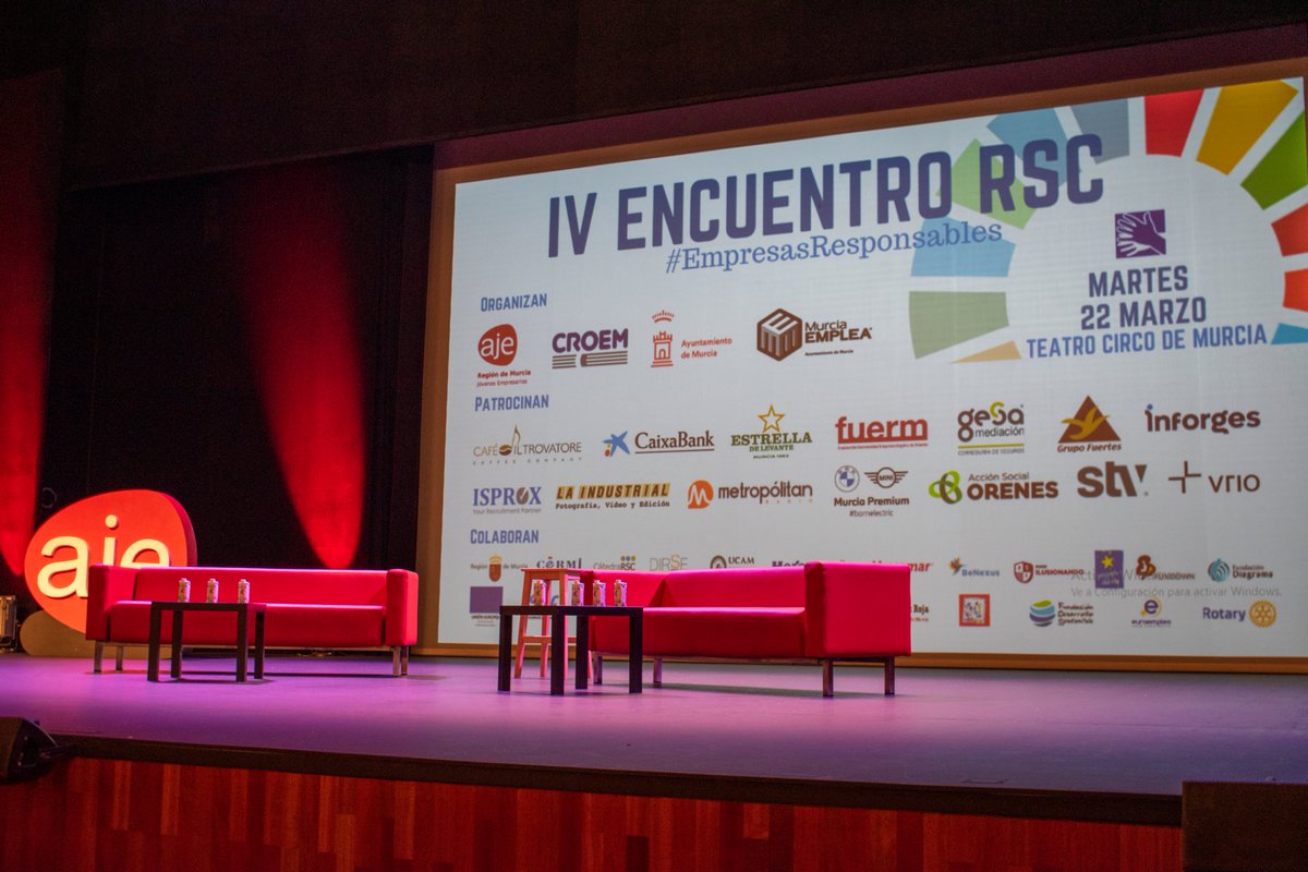 GesaSeguros's tweet photo. 🗣"La RSC es el punto de conciencia de cada empresa y el equilibrio de todas sus acciones" #JoseMadrid, nuestro director de RRHH, da en la clave en el IV Encuentro RSC @AJERegionMurcia
Damos un paso más en #GesaMediación contando con una auditoría interna #EmpresasResponsables https://t.co/7WOB1HbE3G