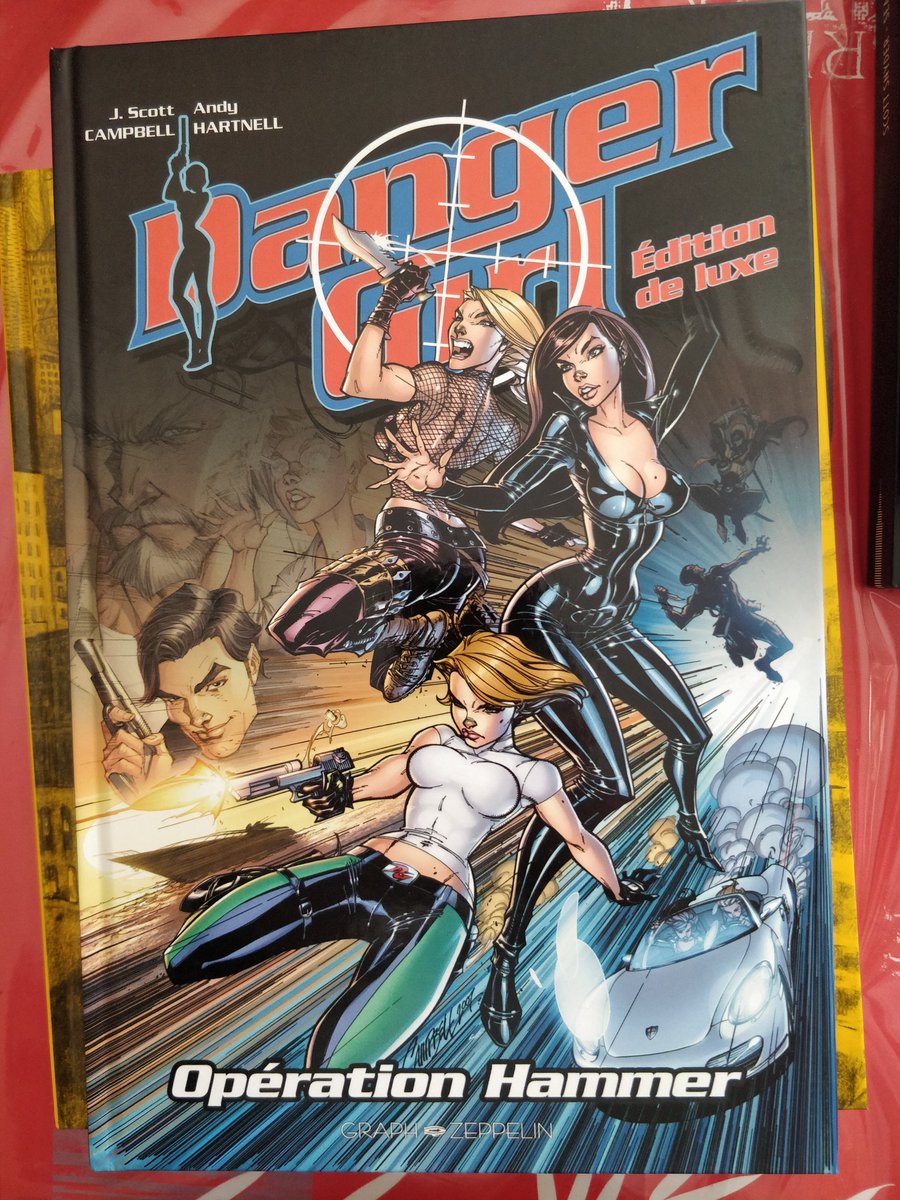 Reldrick's tweet photo. Après plus de 20 ans, je mets enfin la main sur une superbe édition de 💙 Danger Girl 💙 🤩 Adieux mes vielles éditions kiosques de mon adolescence. Merci @bdfugue et #GraphZeppelin https://t.co/SoJm4ulV7d