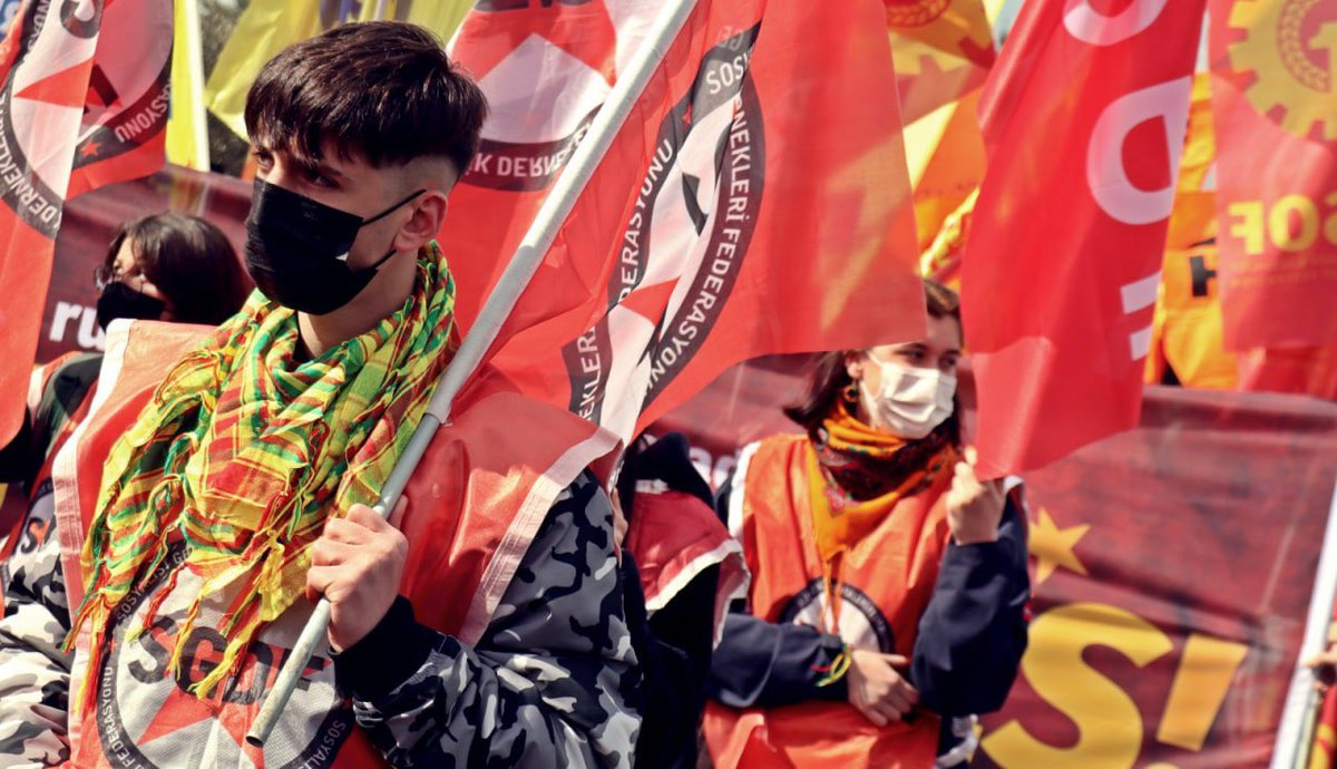 Geleceksizliğe, yoksulluğa, kapitalist sömürü düzenine ve faşizme karşı özgürlük ve sosyalizm mücadelesini büyütmek için bize katıl.

Formu doldur, bizimle iletişime geç, gençliğin örgütlü mücadelesini büyütelim ve geleceği kazanalım!
👇
bit.ly/3G5ipEd

📸 <a href="/hayriituncc/">hayritunc</a>