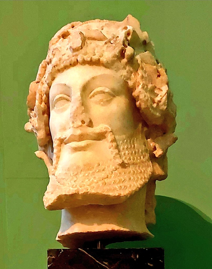 Loreto_1910's tweet photo. * Testa di Priapo
Secondo i Greci era figlio di #Dioniso e #Afrodite,
per i Romani era frutto dell'amore nascosto tra Afrodite e Zeus; #Era, moglie possessiva di #Zeus, trasformò #Priapo in un personaggio un po' particolare...
#Olimpo1910 https://t.co/OuZLGhss6S
