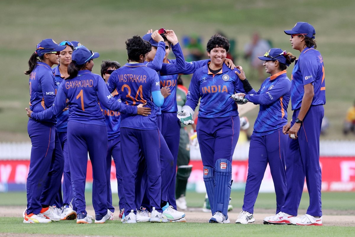 VVSLaxman281's tweet photo. A wonderful effort from the Indian girls to beat Bangladesh in comprehensive fashion. A thoroughly clinical performance and wishing the @BCCIWomen the very best for the next game. #IndvBan 
 #CWC22 https://t.co/tk75PPc8XN