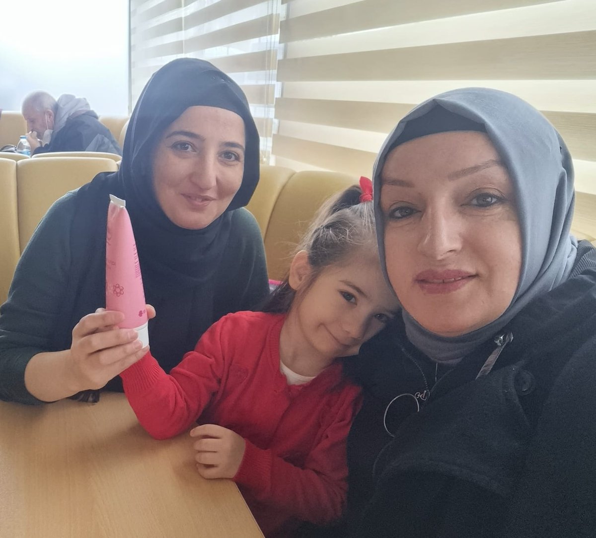 Ben müdürüme gidemeyince müdürüm bana geldi sağolsun ,Teşekkür ler Gönül Ceylan müdürüm  iyki varsin...