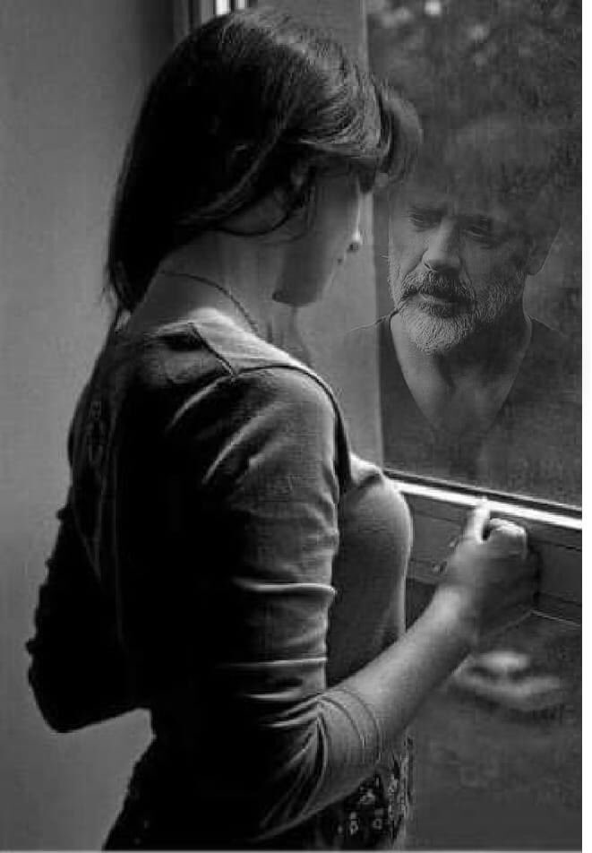 غائبتي..
زحف الشيب على مقلة الفؤادِ..
ولازال حبي لكِ ب ريعان شبابه..