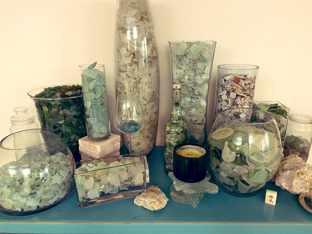 agarrett1212's tweet photo. What have you started creating or collecting during #covid?
My #covidcollection formed through near daily beach combing for Sea Glass which has resulted in this beautiful #covidcreation #wellbeing #edlead #balance #educoach #creativity #peaceful https://t.co/SLw3wgeKpi
