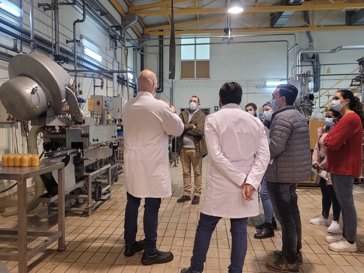 CTCAlimentacion's tweet photo. ▶️Jornada práctica en nuestra Planta Piloto 
✅Curso 'Control de Cierre de Envases'🫙🥫 https://t.co/VlaC4jtcla