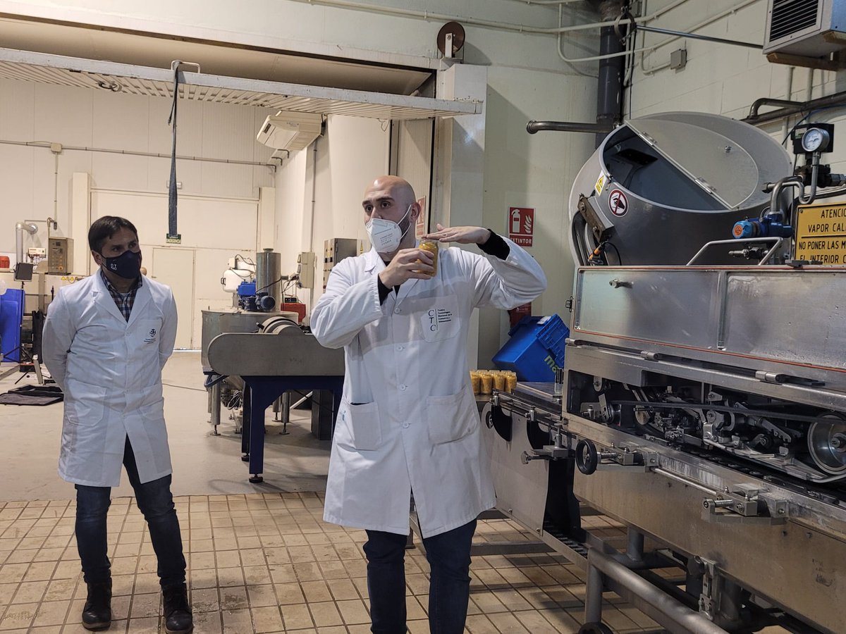 CTCAlimentacion's tweet photo. ▶️Jornada práctica en nuestra Planta Piloto 
✅Curso 'Control de Cierre de Envases'🫙🥫 https://t.co/VlaC4jtcla