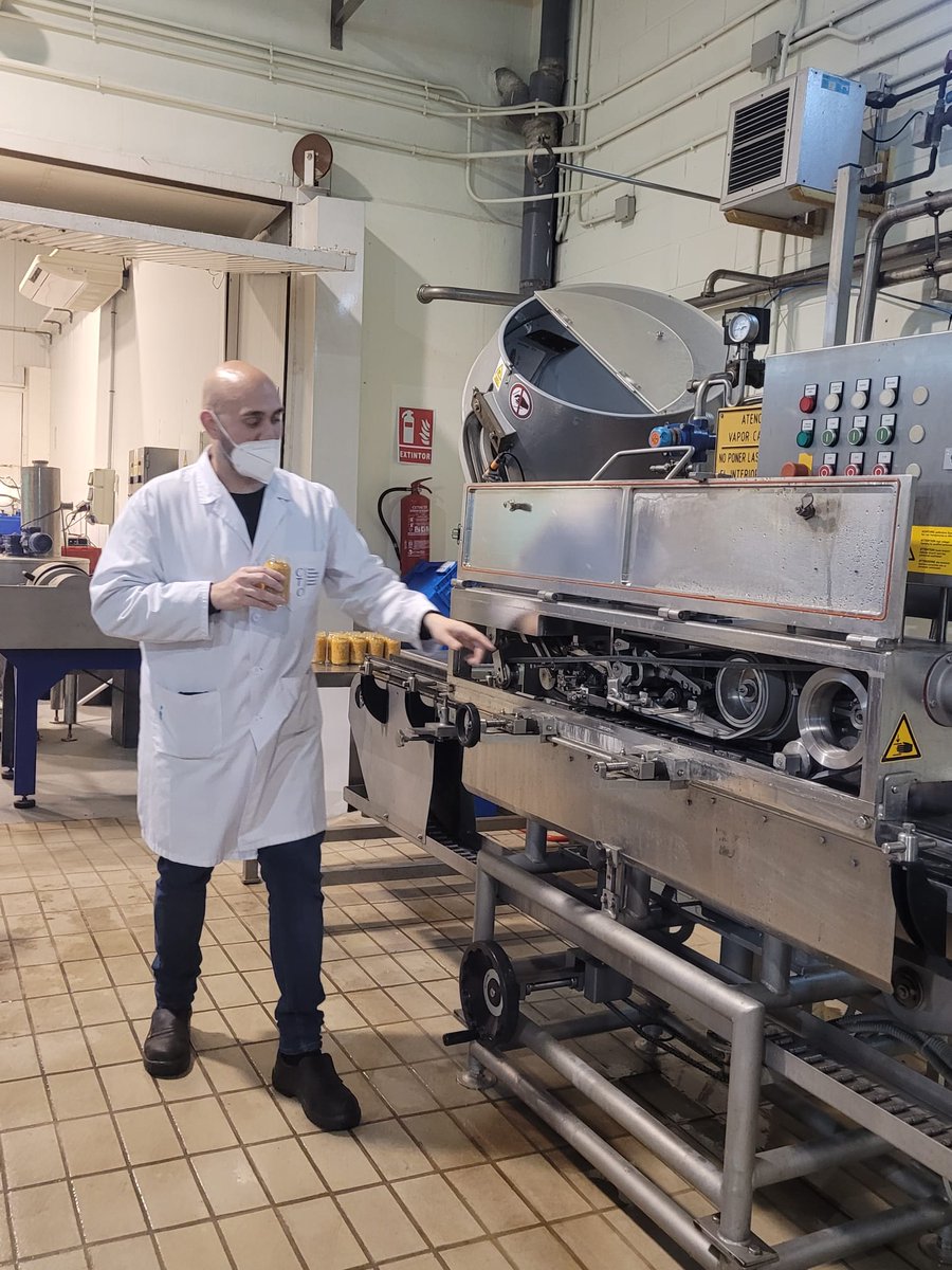 CTCAlimentacion's tweet photo. ▶️Jornada práctica en nuestra Planta Piloto 
✅Curso 'Control de Cierre de Envases'🫙🥫 https://t.co/VlaC4jtcla