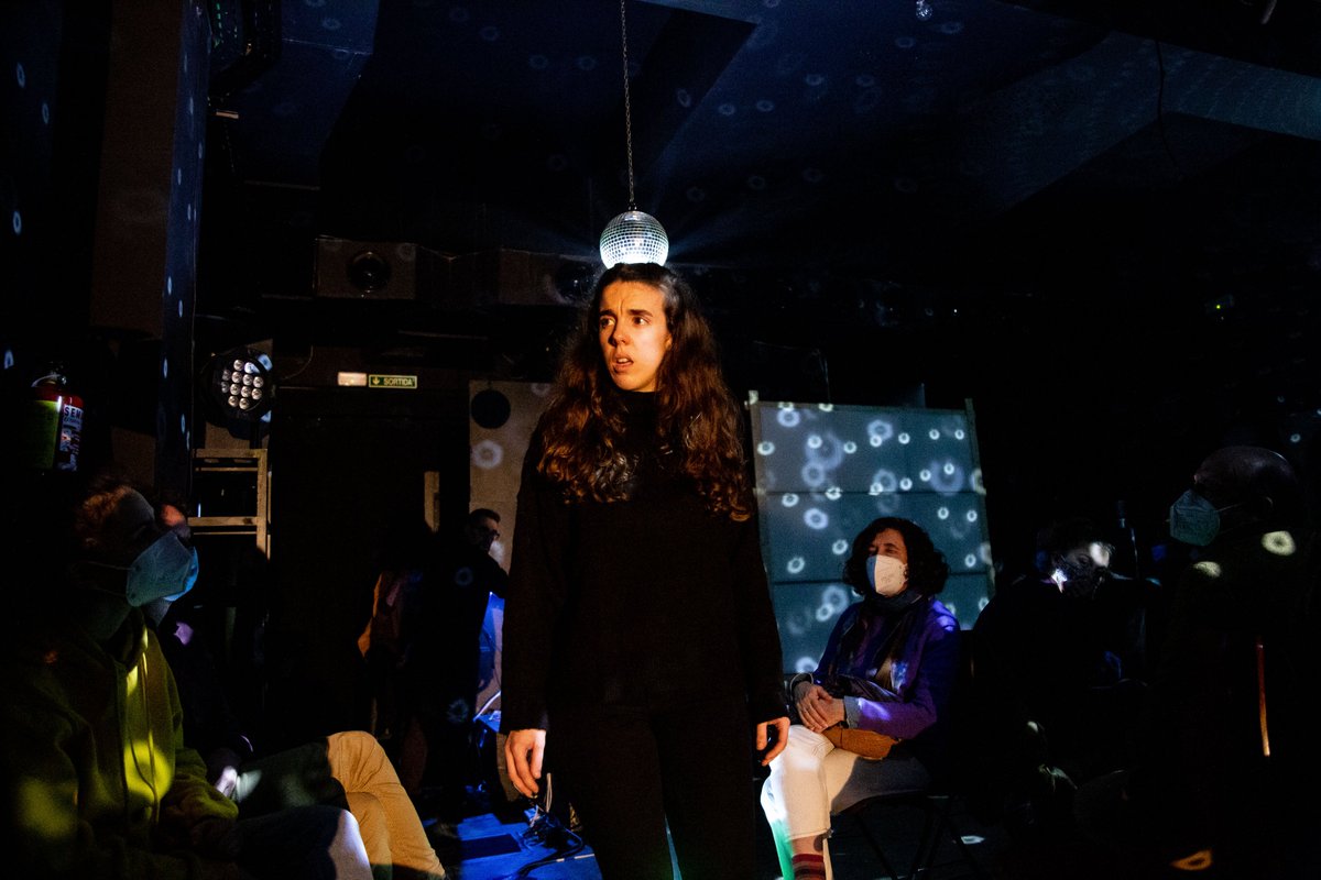 Engeguem l'última setmana de #LesMetamorfosis ✨

Amb motiu de la #SetmanaMundialDelTeatre, t'oferim un descompte especial per a totes les funcions des d'avui fins diumenge! 

Només cal que compris a teatreolia.cat/les-metamorfos… i apliquis el descompte del #DiaMundialDelTeatre 💸