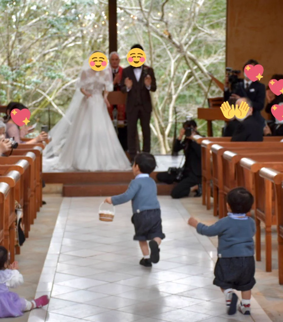 「歩いていくんだよ」と弟に教えていた兄。扉が開いた瞬間に走り出したのは兄でした。