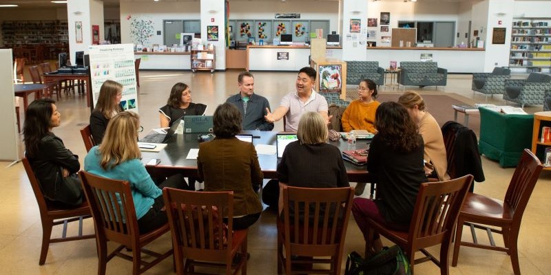 ChristensenInst's tweet image. Innovation theory elucidates new #PreparedProject research from @NextGenLC on why some schools were able to respond well to the pandemic. christenseninstitute.org/blog/applying-… @ArnettTom #edchat