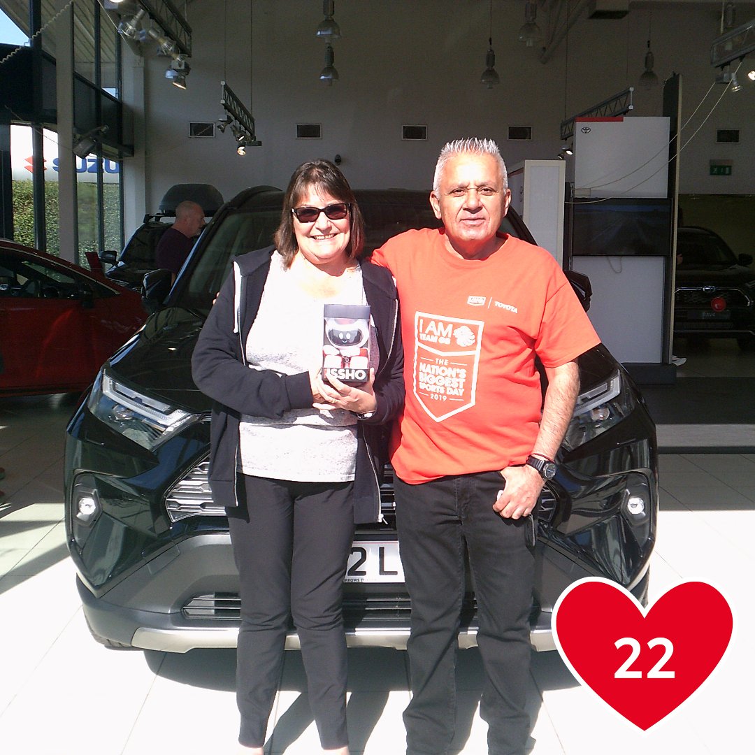 BurrowsToyota's tweet image. Mrs Henderson is the proud owner of a 22 plate RAV4 - we wish you many happy hybrid driving adventures!

🚘🎉🚘🎉
#22Plate #PlateChange