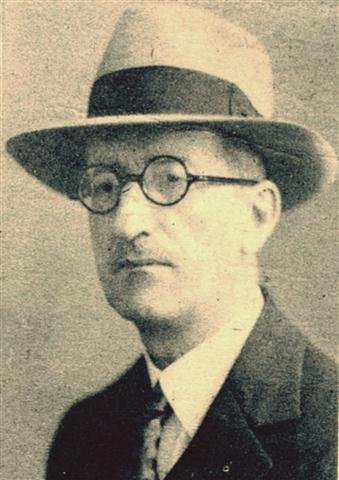 📝 Un día como hoy de 1877, nace Jorge Anckerman, insigne pianista, compositor, director de orquesta y del Teatro Alhambra.

#EGREM #SienteLaMúsica #LaMusicaVive