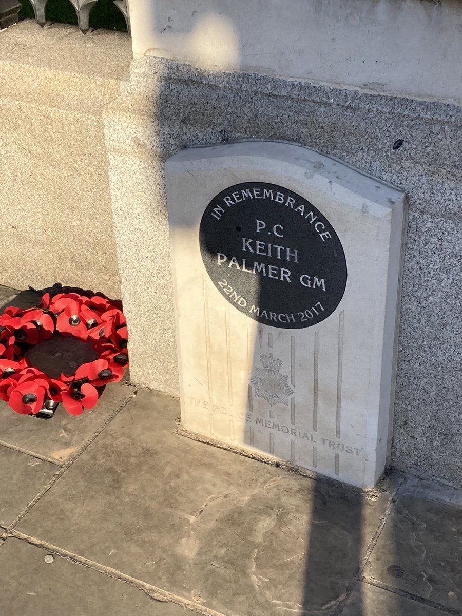 Baroness Berridge (@baronesseb) on Twitter photo Always remember this sacrifice on my birthday - thank you for protecting us - prayers for those he left behind and grateful for all our wonderful security personnel <a href="/UKHouseofLords/">House of Lords</a> <a href="/CommonsSpeaker/">House of Commons Speaker</a> <a href="/metpoliceuk/">Metropolitan Police</a> <a href="/LordSpeaker/">Lord Speaker</a> Always remember this sacrifice on my birthday - thank you for protecting us - prayers for those he left behind and grateful for all our wonderful security personnel <a href="/UKHouseofLords/">House of Lords</a> <a href="/CommonsSpeaker/">House of Commons Speaker</a> <a href="/metpoliceuk/">Metropolitan Police</a> <a href="/LordSpeaker/">Lord Speaker</a>