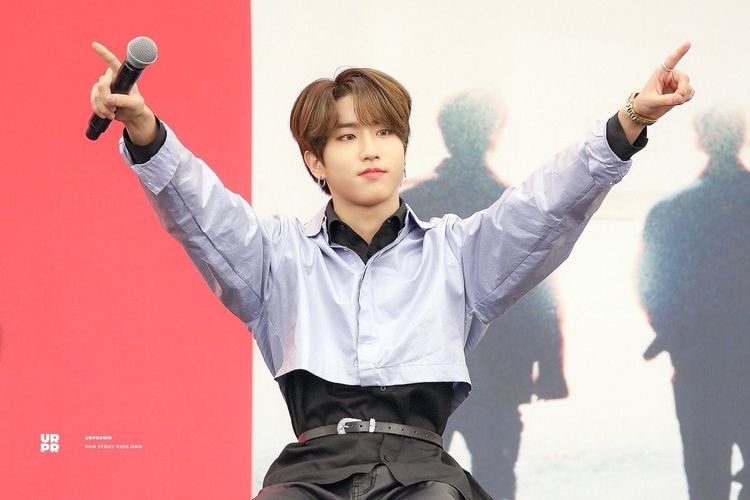 как пишется джисон на английском. как пишется джисон на английском. Stray kids changbin. ли минхо и джисон. хан джисон и чанбин.