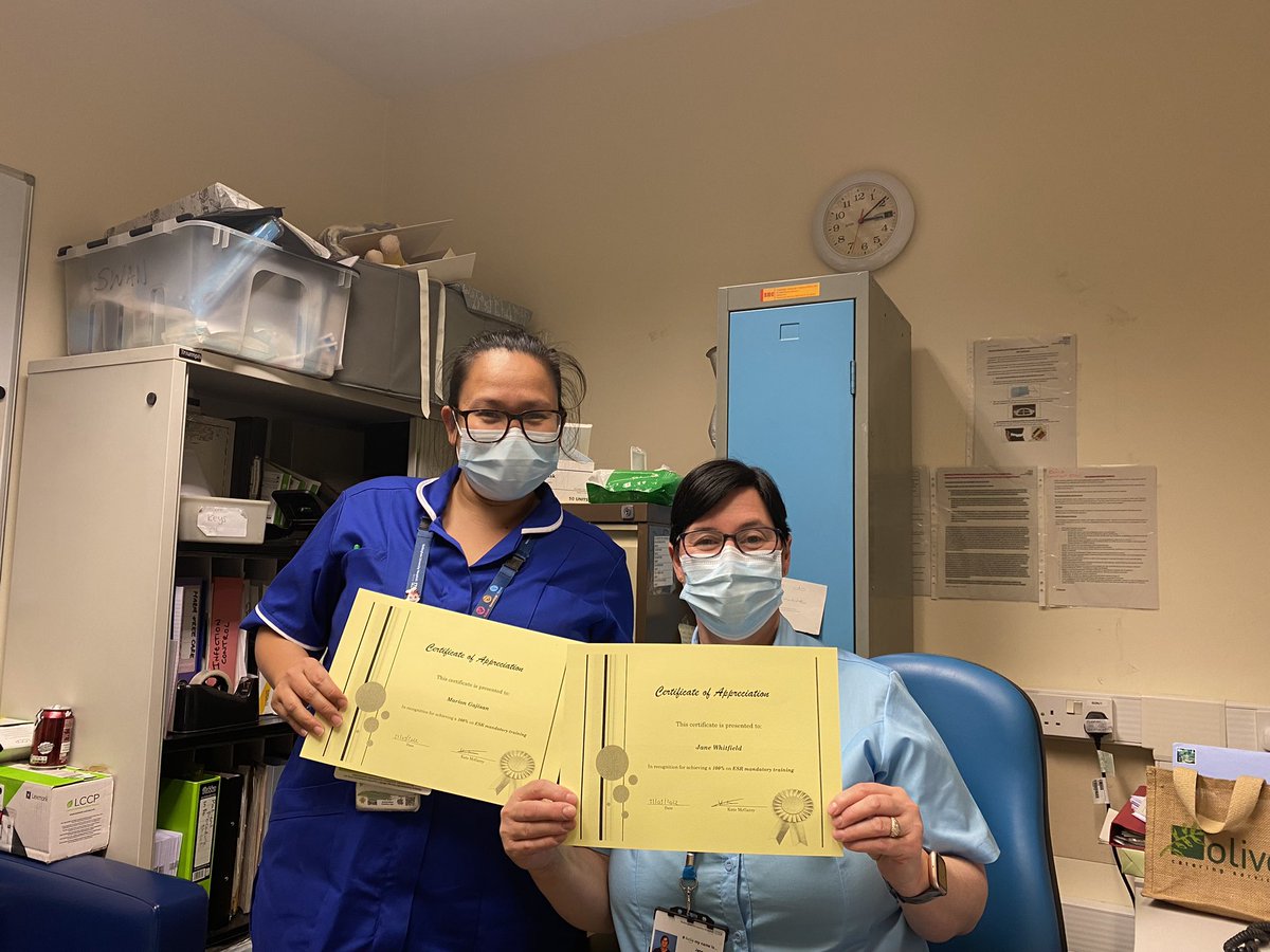 e16_ward's tweet photo. Certificates of appreciation for our hard working staff on E16 who have achieved 100% on ESR 🥳 💻 ⭐️ @mariongajisan @catherine_ph3 @SurgeryPDN_NUH @lchallan @NUHSurgery https://t.co/1bLFBQKoXl