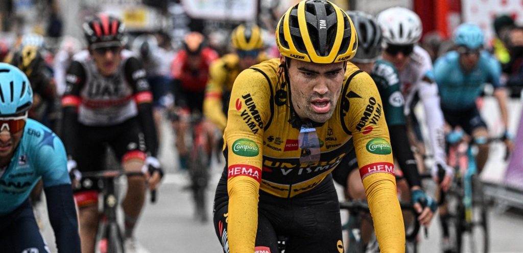 WielerFlits's tweet photo. Tevredenheid bij Jumbo-Visma na openingsetappe Ronde van Catalonië https://t.co/qrHhETnbZo
#MerijnZeeman #RobertGesink #RohanDennis https://t.co/VtFdOR4JBk