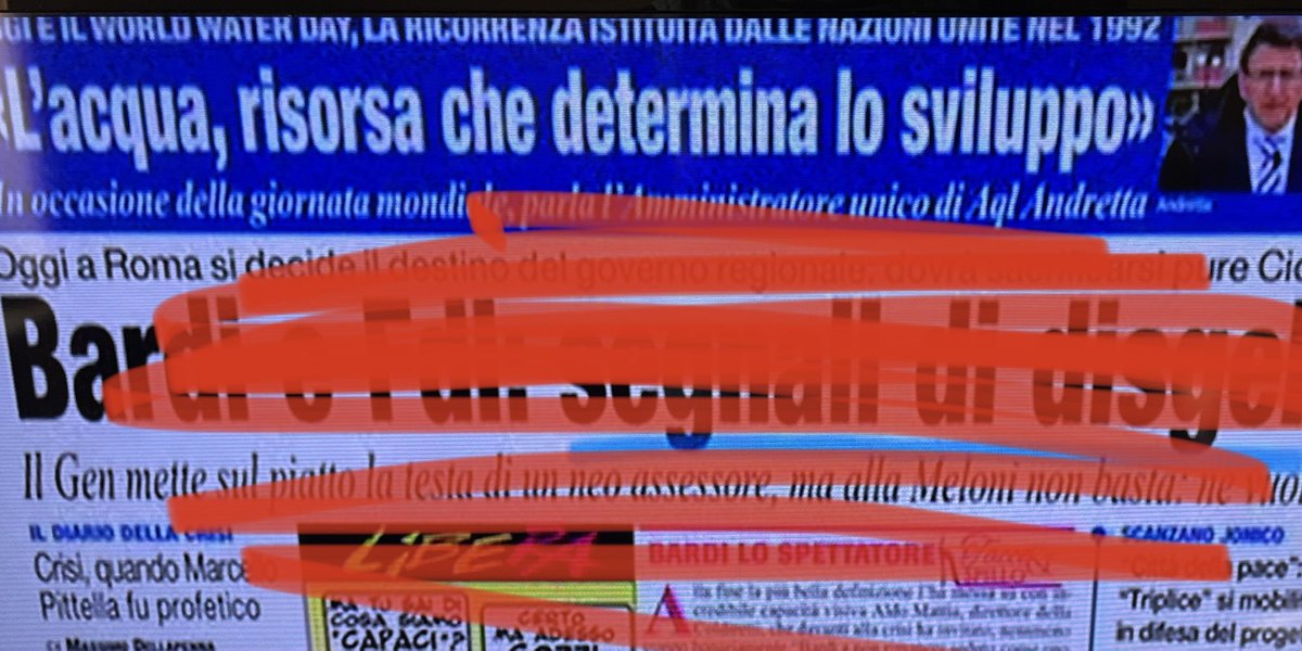 dukana2's tweet photo. Le balle di #pennivendoli e #AcquerottoLucano sull’acqua (ex acqua …ora è veleno petrolifero) 👇della #Basilicata…l’hanno venduta ai criminali #Eni #Shell #Total ✔️ai criminali di #Tecnoparco …beviamo piscio di diga contaminato da sostanze cancerogene👇sviluppo del #cancro! https://t.co/42pGQCSE6h