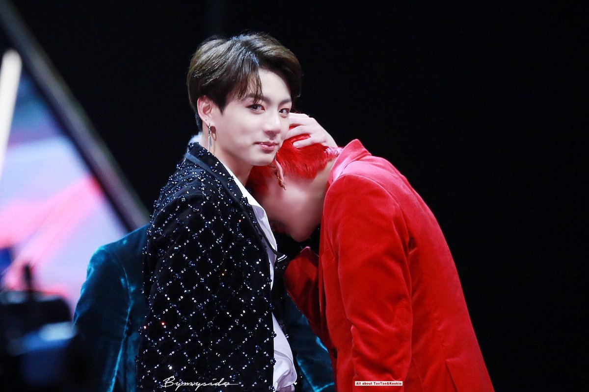 kookvdaiIy's tweet photo. jungkook's love language for taehyung is 'act of service'

a thread. https://t.co/airBKo2sbz